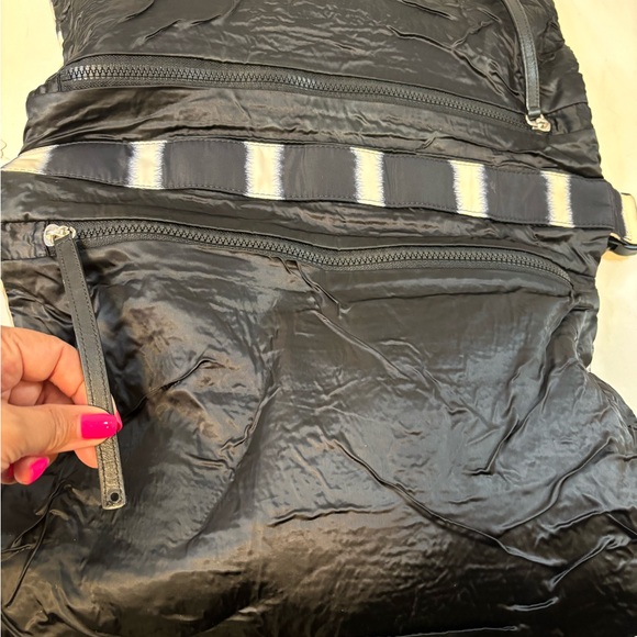 Chanel Messenger Bag - Picture 12 of 16